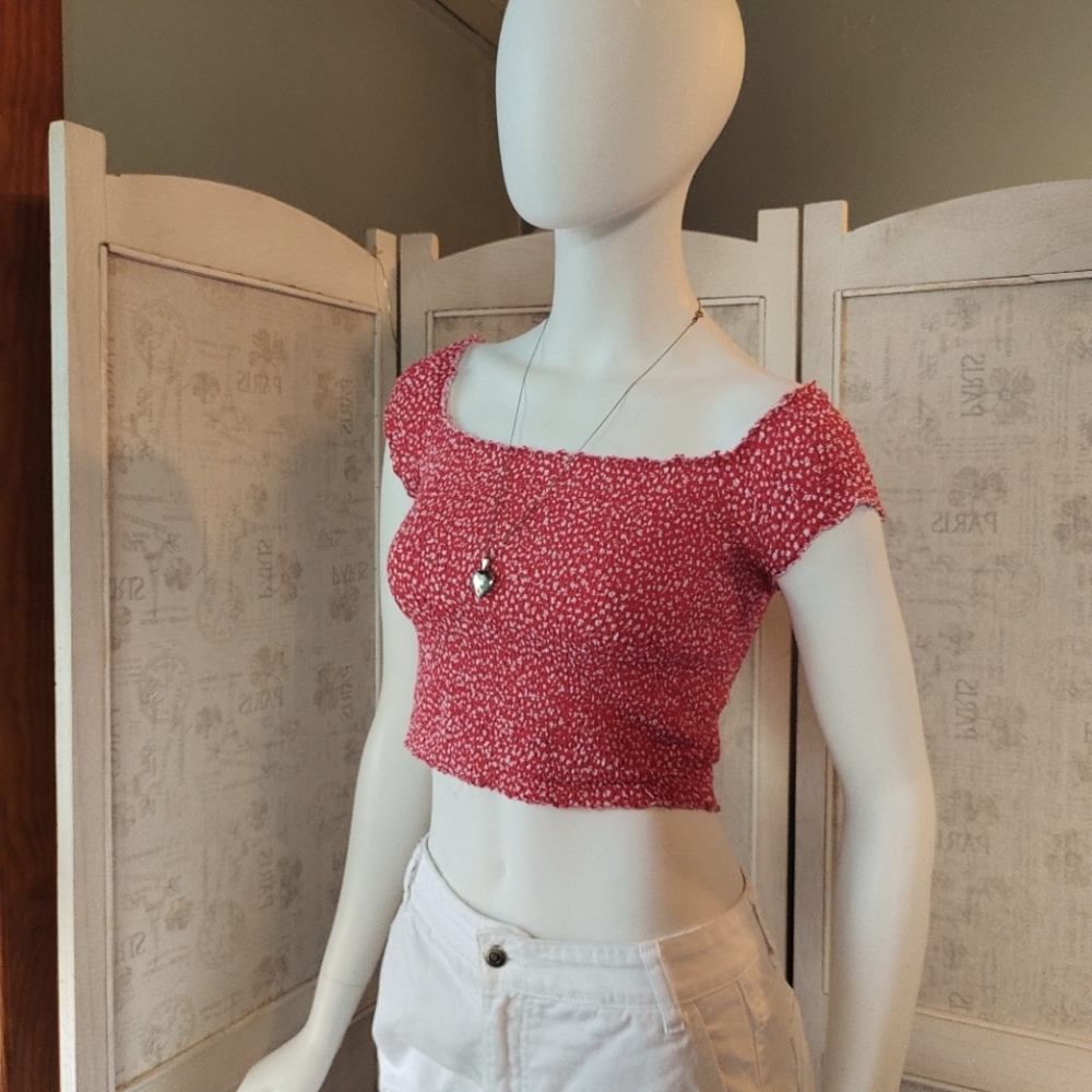 🍄Garage smocked cropped sweetheart top Sz. L